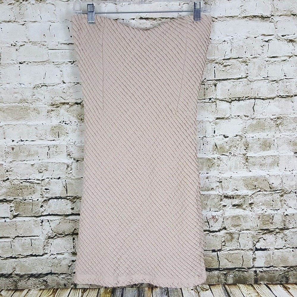 O SHER Women's Embellished Textured Beige Dress Size‎ L Wiggle Stretchy Club